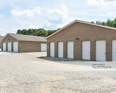 Storage Units for Rent available at 3284 East Waterloo Road, Akron, OH 44312