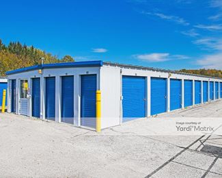 Photo 2 of Storage Rentals of America - 111 Loomis Pkwy, Ravenna, OH
