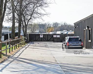 Storage Units for Rent available at 3000 North Aspen, Broken Arrow, OK 74012