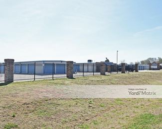Photo 4 of Storage Connection - 12521 North Garnett Road, Collinsville, OK