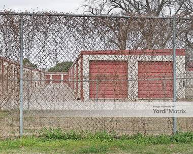 Storage Units for Rent available at 6530 South Lewis Avenue, Tulsa, OK 74136