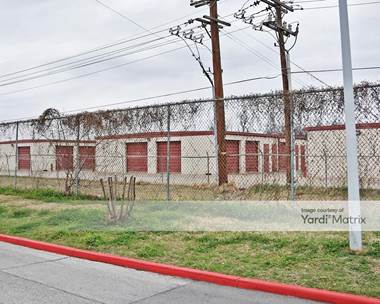 Storage Units for Rent available at 6530 South Lewis Avenue, Tulsa, OK 74136