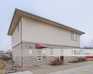 Photo 1 of Big Red Self Storage - 609 Van Dorn, Lincoln, NE