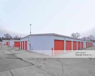 Photo 2 of Big Red Self Storage - 609 Van Dorn, Lincoln, NE