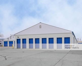 Photo 4 of Five Star Storage - 5350 Cornhusker Hwy, Lincoln, NE