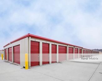 Photo 2 of Pine Lake Self Storage - 6825 South 70th Street, Lincoln, NE