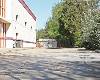 Photo 3 of Public Storage - 2878 Covington Pike, Memphis, TN