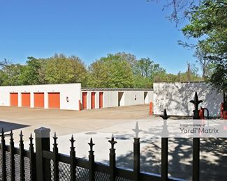 Photo 4 of Public Storage - 2878 Covington Pike, Memphis, TN
