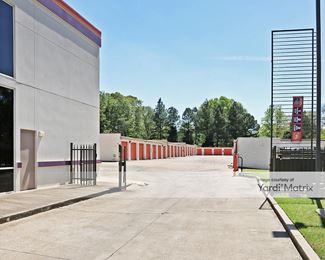 Photo 3 of Public Storage - 4409 Summer Avenue, Memphis, TN