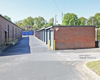 Photo 4 of Extra Space Storage - 2939 Poplar Avenue, Memphis, TN