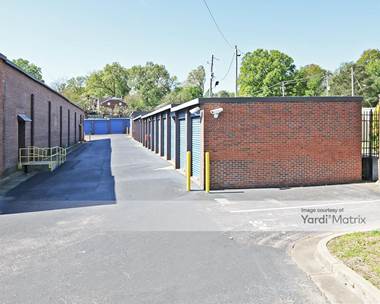 Storage Units for Rent available at 2939 Poplar Avenue, Memphis, TN 38111