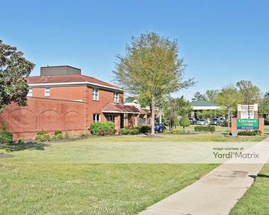 Storage Units for Rent available at 2010 West Poplar Avenue, Collierville, TN 38017