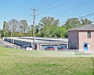 Storage Units for Rent available at 6303 Summer Avenue, Memphis, TN 38134