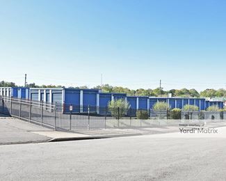 Photo 4 of Devon Self Storage - 3040 Austin Peay, Memphis, TN