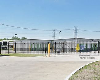 Photo 2 of Extra Space Storage - 2555 North Hollywood Street, Memphis, TN
