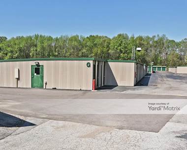 Storage Units for Rent available at 3891 Thomas Street, Memphis, TN 38127