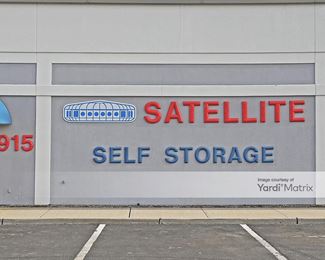 Photo 2 of Satellite Self Storage - 915 Highway 35 North, Middletown, NJ