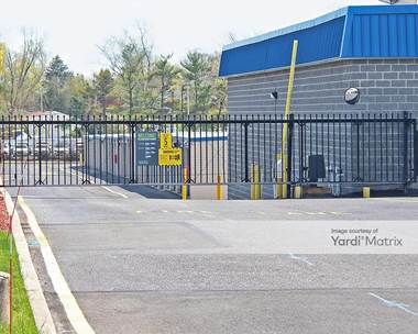 Storage Units for Rent available at 317 NJ 37, Toms River, NJ 08753