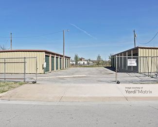 Photo 2 of Vines Properties Mini Storage - 11330 North Garnett, Owasso, OK