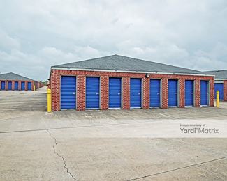 Photo 5 of Move It Self Storage - 701 Villa Drive, Corpus Christi, TX