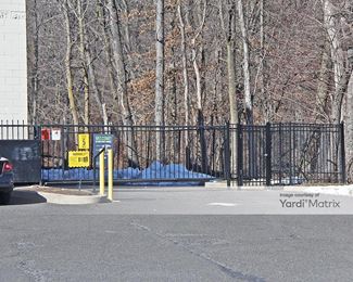 Photo 4 of Extra Space Storage - 1559 US-22, Watchung, NJ