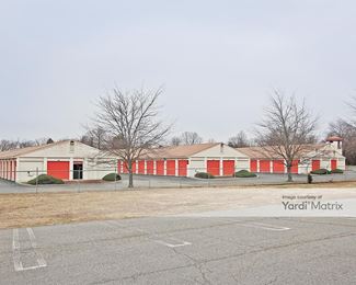 Photo 4 of Public Storage - 50 Milltown Road, East Brunswick, NJ