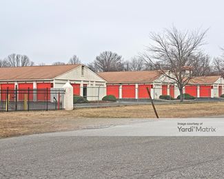 Photo 5 of Public Storage - 50 Milltown Road, East Brunswick, NJ