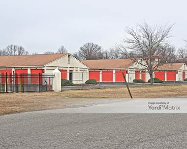 Storage Units for Rent available at 50 Milltown Road, East Brunswick, NJ 08816