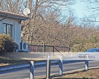 Photo 2 of Public Storage - 328-332 US Highway 22, Green Brook, NJ