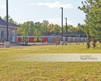 Photo 4 of Store-Lock Self Storage - 822 Monmouth Road, Cream Ridge, NJ
