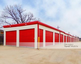 Photo 4 of Public Storage - 2701 NW 38th Street, Lawton, OK