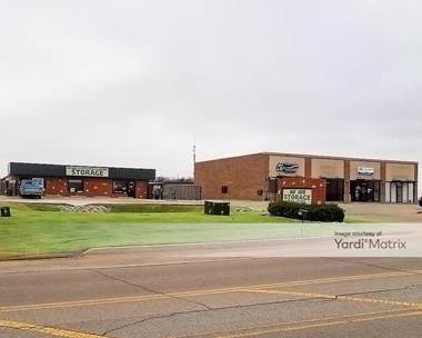 Storage Units for Rent available at 3660 NW 206th Street, Edmond, OK 73012
