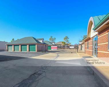 Storage Units for Rent available at 321 South Cemetery Road, Yukon, OK 73099