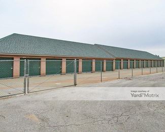 Photo 5 of SpareBox Storage - 321 South Cemetery Road, Yukon, OK