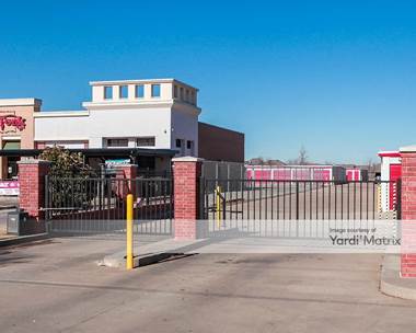 Storage Units for Rent available at 1001 SW 19th Street, Moore, OK 73160