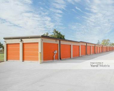 Storage Units for Rent available at 2101 South Sunnylane Road, Moore, OK 73160