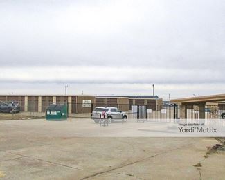 Photo 3 of Plaza 66 Mini Storage - 1617 OK-66, El Reno, OK
