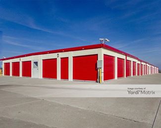 Photo 3 of Public Storage - 602 SW 82nd Street, Lawton, OK