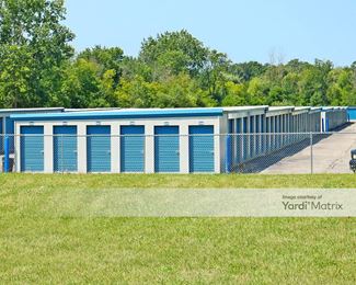 Photo 3 of Better Storage - 7282 Fenton Road, Grand Blanc, MI