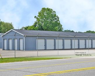 Photo 2 of Roberts Storage - 834 Golden Avenue, Battle Creek, MI