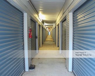 Photo 3 of Storage Rentals of America - 14189 University Avenue, Hammond, LA