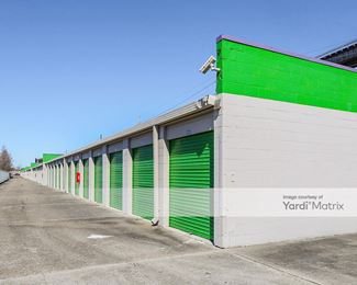 Photo 2 of Extra Space Storage - 5104 Jefferson Hwy, Harahan, LA