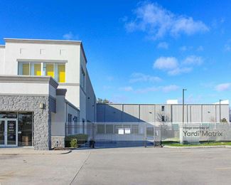 Photo 2 of Storage Center, The - 3812 Lapalco, Harvey, LA