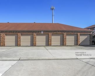 Photo 3 of Storage King - 3201 East Judge Perez Drive, Meraux, LA