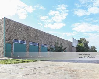 Photo 3 of General De Gaulle Self Storage - 6001 Woodland Hwy, New Orleans, LA