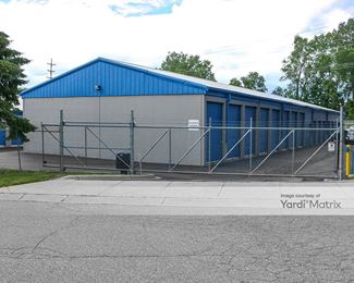 Photo 4 of Public Storage - 2345 29th Street SE, Grand Rapids, MI