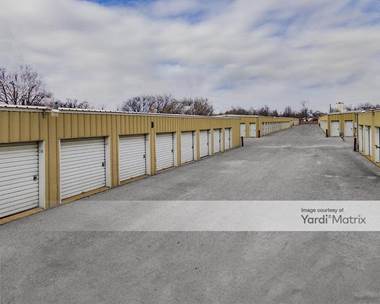 Storage Units for Rent available at 2411 SW Lee Blvd, Lawton, OK 73505