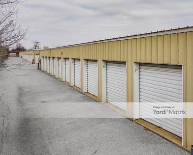 Storage Units for Rent available at 2411 SW Lee Blvd, Lawton, OK 73505