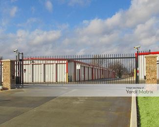 Photo 4 of Parkworth Self Storage - 827 North Douglas Blvd, Midwest City, OK