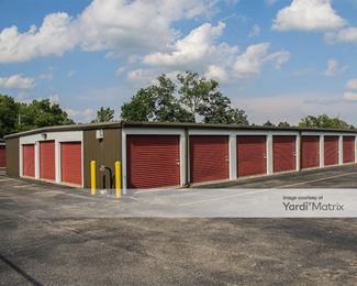 Photo 2 of Extra Space Storage - 909 Elliott Drive, Middletown, OH